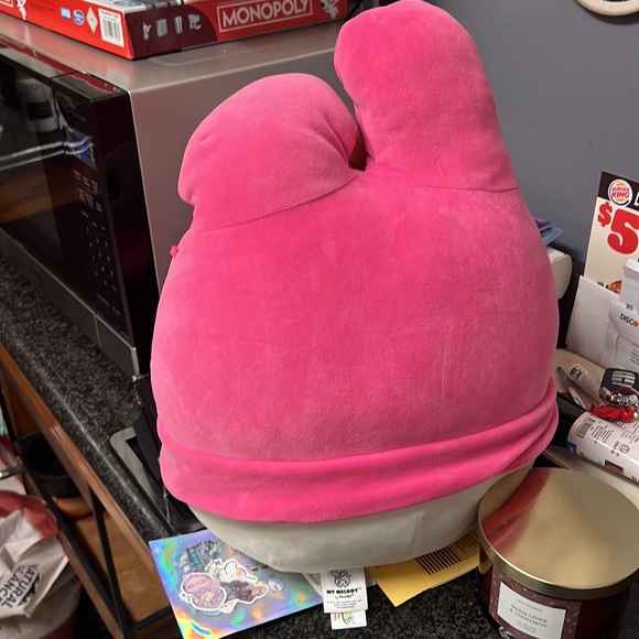 My Melody Squish mallows 🤍 12 inch - Picture 2 of 4